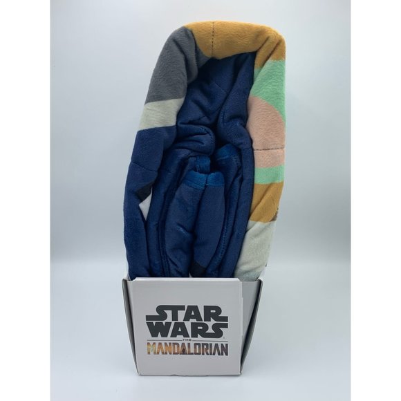 Star Wars Mandalorian "The Child" NEW Weighted Blanket 4.5lbs, NIB - Picture 5 of 9